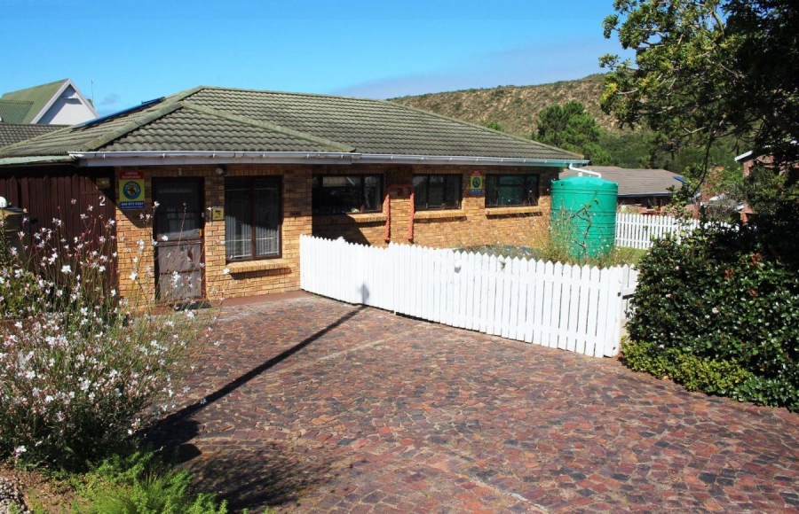 4 Bedroom Property for Sale in Groenvallei Western Cape